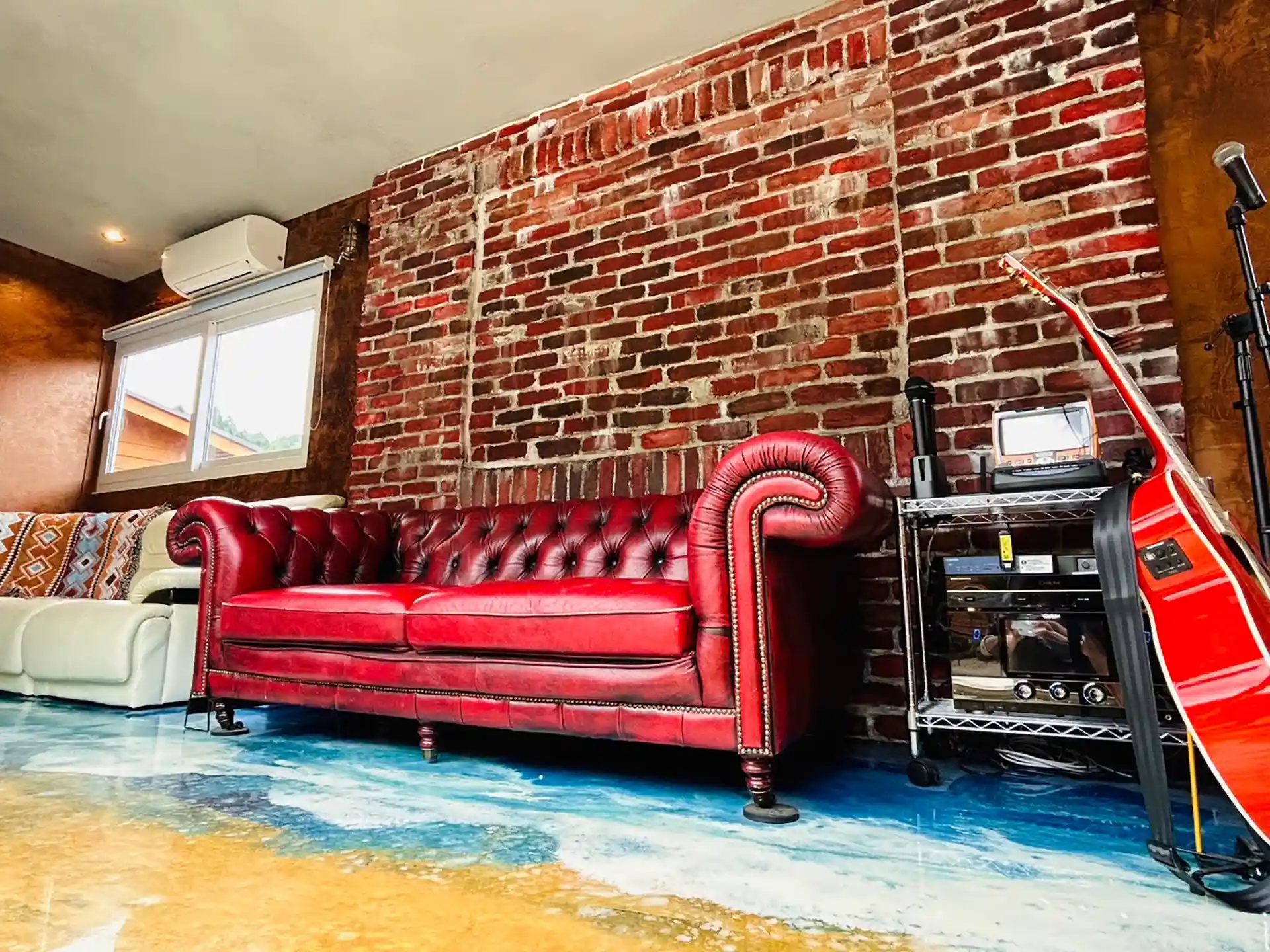 カラバリ豊富な耐久性に優れた特殊塗装